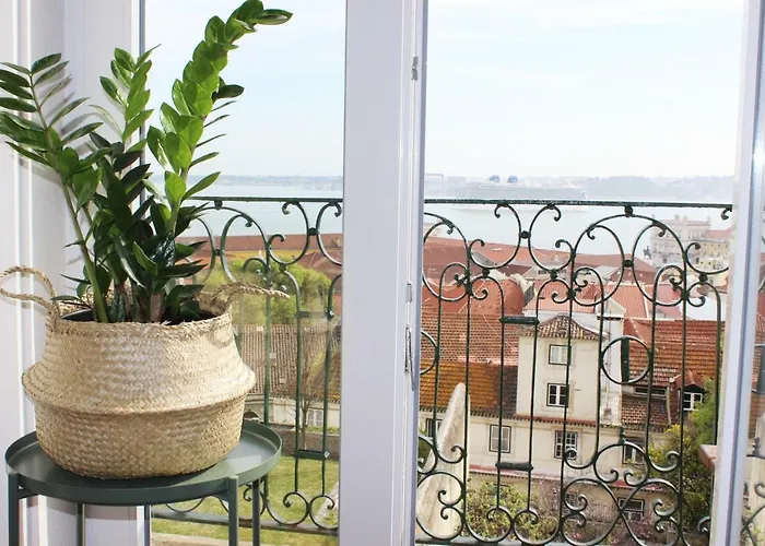 Apartamento Casa Da Varanda Simpática Lisboa