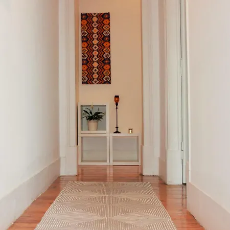 Casa Da Varanda Simpatica شقة